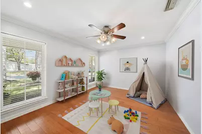 10723 Wickersham Lane, Houston, TX 77042 - Photo 19