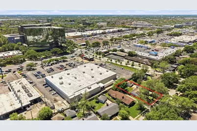 10723 Wickersham Lane, Houston, TX 77042 - Photo 33