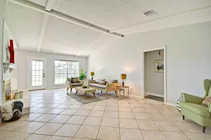 609 Mary Ann Dr, Friendswood, TX 77546 - Photo 13