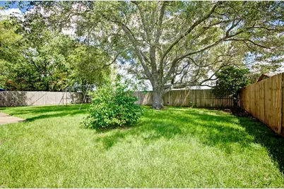 609 Mary Ann Drive, Friendswood, TX 77546 - Photo 25