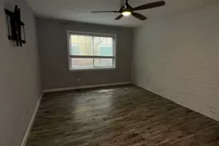 2744 Briarhurst Dr, Houston, TX 77057 - Photo 11