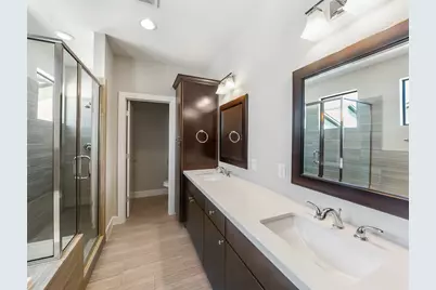 1607 Milby Street #B, Houston, TX 77003 - Photo 9