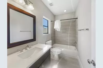 1607 Milby Street #B, Houston, TX 77003 - Photo 11