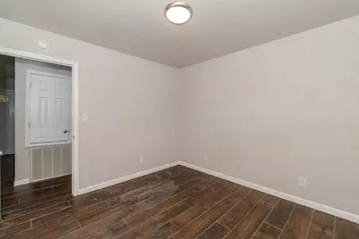 121 Glynn Drive, Bridge City, TX 77611 - Photo 9