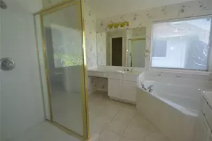 15406 Amesbury Ln, Sugar Land, TX 77478 - Photo 25