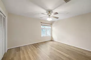 1607 Beaconshire Rd, Houston, TX 77077 - Photo 15