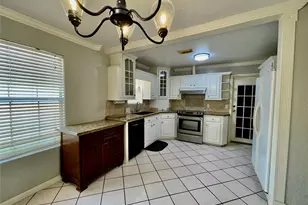 1511 North Ave N, Freeport, TX 77541 - Photo 13
