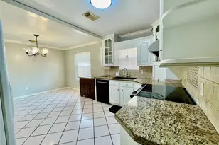 1511 North Ave N, Freeport, TX 77541 - Photo 11