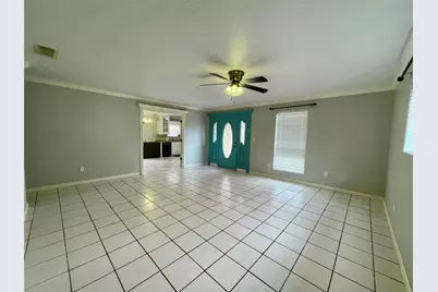 1511 N Avenue N, Freeport, TX 77541 - Photo 7