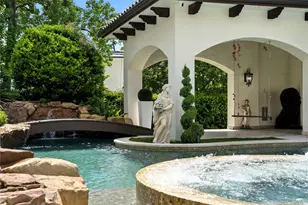 701 W Friar Tuck Ln, Houston, TX 77024 - Photo 37