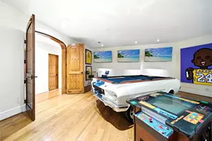 701 W Friar Tuck Ln, Houston, TX 77024 - Photo 27