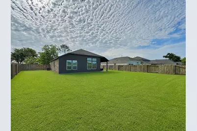 307 Twin Lakes Blvd West, West Columbia, TX 77486 - Photo 27