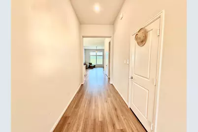 307 Twin Lakes Blvd West, West Columbia, TX 77486 - Photo 7