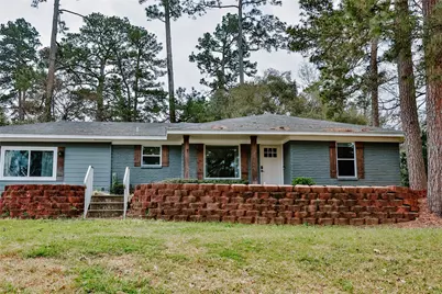 522 Sunview Drive, Livingston, TX 77351 - Photo 1