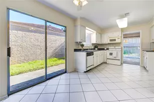 1927 Ash Meadow Dr, Houston, TX 77090 - Photo 11