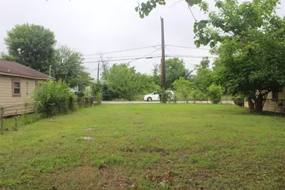 4914 Falls Street, Houston, TX 77026 - Photo 5