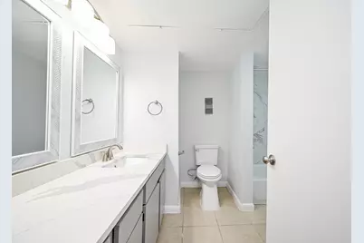 8427 Hearth Drive Drive #2, Houston, TX 77054 - Photo 9