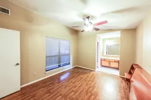 8100 Cambridge St, Houston, TX 77054 - Photo 5