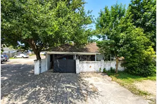 2525 Warwick Rd, Houston, TX 77093 - Photo 1