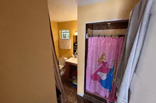 2525 Warwick Rd, Houston, TX 77093 - Photo 9