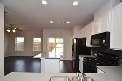 3210 Harmony Creek Lane, Spring, TX 77386 - Photo 9