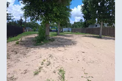 825 Road 51023, Cleveland, TX 77327 - Photo 7