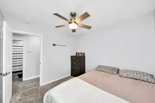 834 Ellington St, Houston, TX 77088 - Photo 23