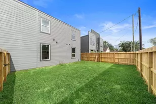 9315 Ashville Dr, Houston, TX 77051 - Photo 15