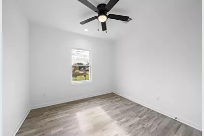 9315 Ashville Drive, Houston, TX 77051 - Photo 11