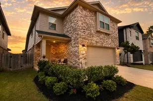 167 Lucky Mnr Ln, La Porte, TX 77571 - Photo 1