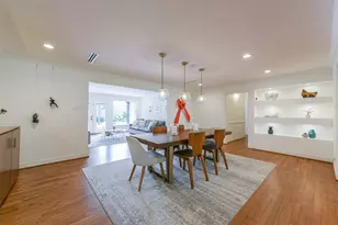 2415 Stoney Brook Dr, Houston, TX 77063 - Photo 7