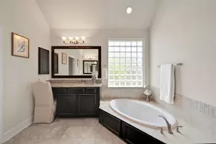 15 S Lochwood Way, Tomball, TX 77375 - Photo 27