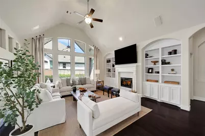 15 S Lochwood Way, Tomball, TX 77375 - Photo 21