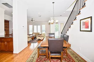 2406 Dorrington St, Houston, TX 77030 - Photo 9