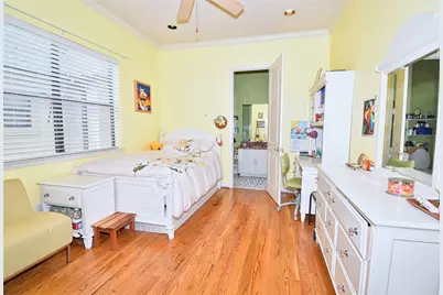 2406 Dorrington Street #C, Houston, TX 77030 - Photo 15