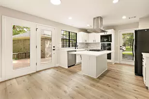 50 E Copper Sage Cir, The Woodlands, TX 77381 - Photo 9