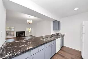 1635 Prairie Mark Ln Ln, Houston, TX 77077 - Photo 5