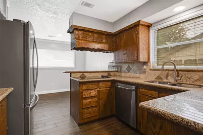 2107 N Rayburn Court, Pasadena, TX 77502 - Photo 5