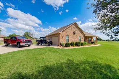 5236 Hillboldt Road, Sealy, TX 77474 - Photo 17