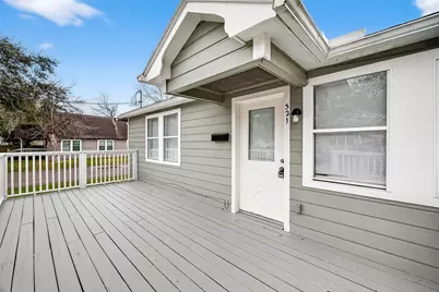 521 Alford Street, Baytown, TX 77520 - Photo 5