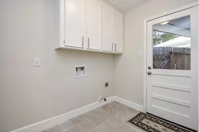 8134 Ivan Reid Drive, Houston, TX 77040 - Photo 31