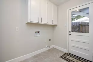 8134 Ivan Reid Dr, Houston, TX 77040 - Photo 31