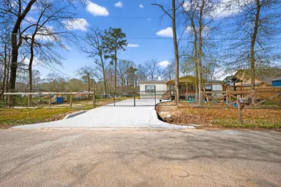 101 County Road 3189B, Cleveland, TX 77327 - Photo 43