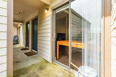 7098 N Holiday Drive, Galveston, TX 77550 - Photo 5