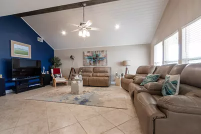 1330 Leilani Drive, Tiki Island, TX 77554 - Photo 21