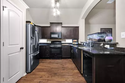 820 Heritage Drive, Navasota, TX 77868 - Photo 7