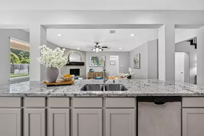 26902 Skylark Bluff Trail, Katy, TX 77494 - Photo 11