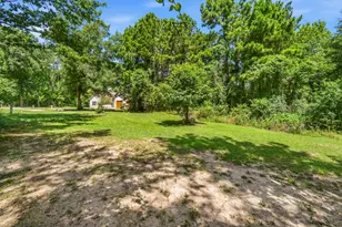 143 Kyle St, Onalaska, TX 77360 - Photo 41