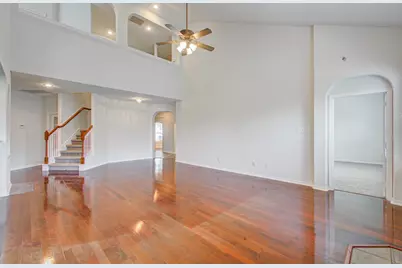 13919 Charterhouse Way, Sugar Land, TX 77498 - Photo 5