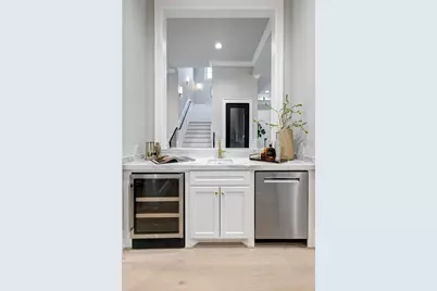 4819 Mandell Street, Houston, TX 77006 - Photo 9